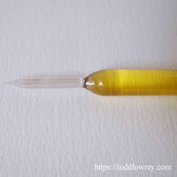 [ transparent . writing brush chronicle .. desk top how about? ] England Vintage ga Raspe n attaching pen yellow **Vintage Hand-blown Glass DipPen Yellow