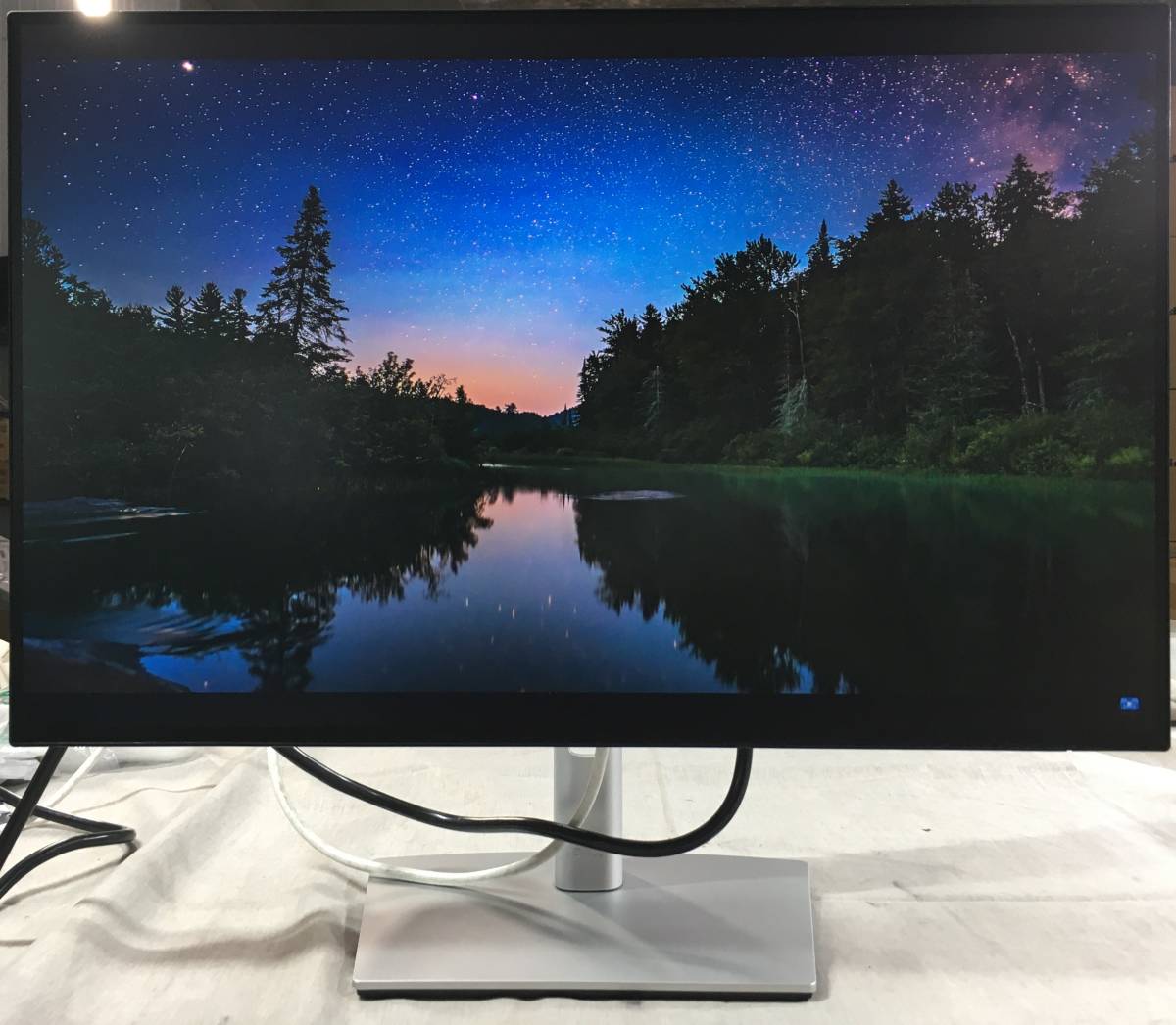 Dell U2421E 24.1インチ USB-Cハブモニター - 通販 - hanackenovinky.cz