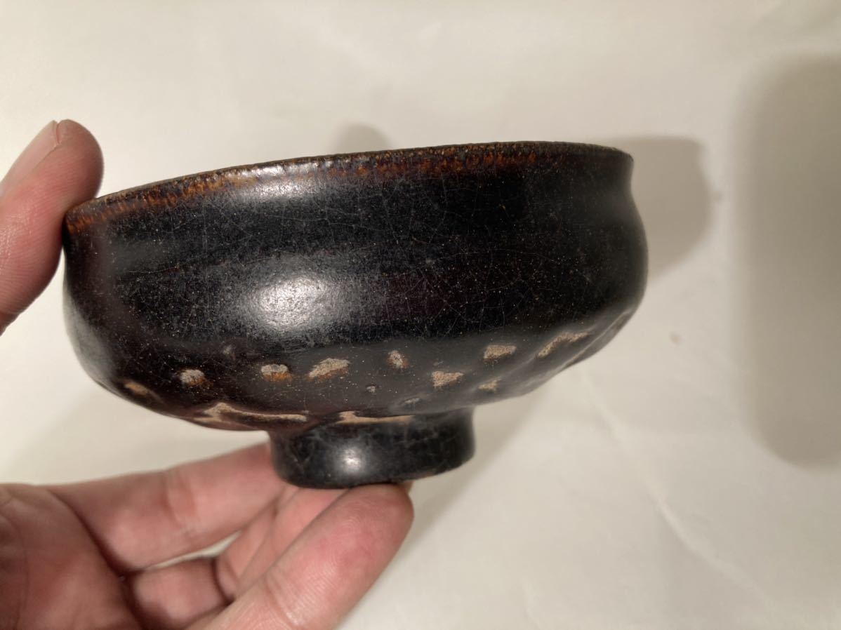 黒高麗茶碗 李朝前期 朝鮮王朝 黒釉 (中国 古玩 天目茶碗 古陶器 黒高麗茶碗 李朝前期 朝鮮王朝 黒釉 (中国 古玩 天目茶碗 古陶器