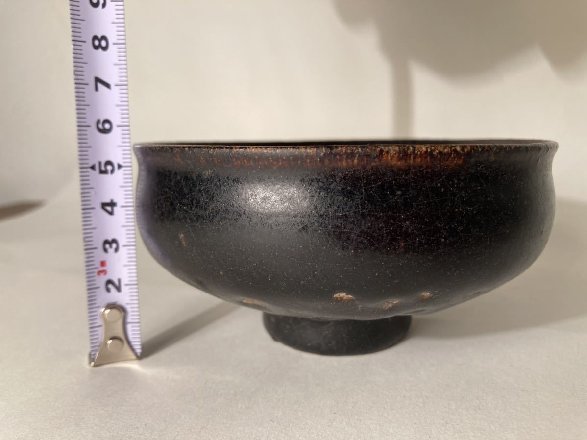 黒高麗茶碗 李朝前期 朝鮮王朝 黒釉 (中国 古玩 天目茶碗 古陶器 黒高麗茶碗 李朝前期 朝鮮王朝 黒釉 (中国 古玩 天目茶碗 古陶器