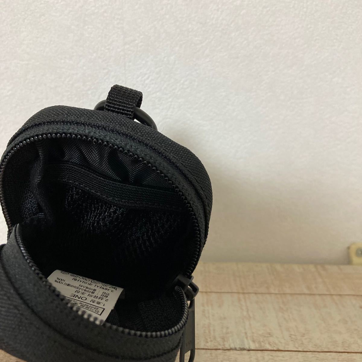 新品タグ付 ノースフェイス カラビナ付き ミニポーチ ブラック