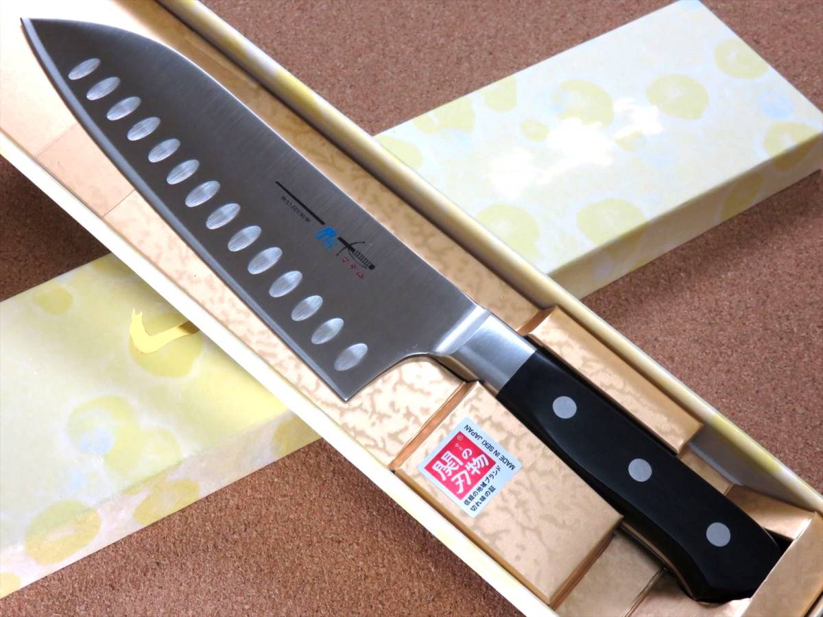 関の刃物 サーモン三徳包丁 17.5cm (175mm) TSマダム ディンプル クロムモリブデン 家庭用 肉 魚 野菜切り 両刃万能包丁 文化包丁 日本製