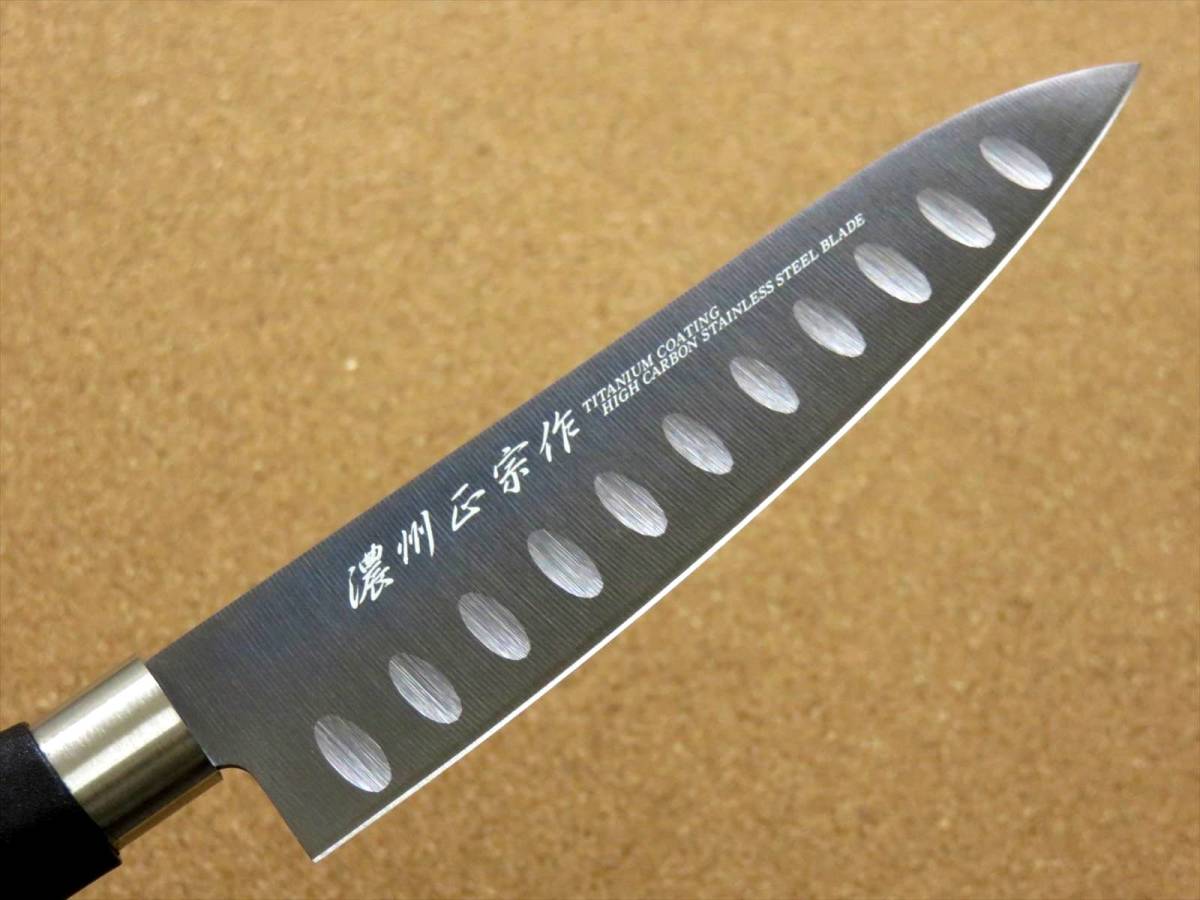 関の刃物 ペティナイフ 13cm (130mm) ディンプル チタンコーティング 果物包丁 野菜 果物の皮むき 飾り切り 小型両刃 右利き用 日本製_画像4