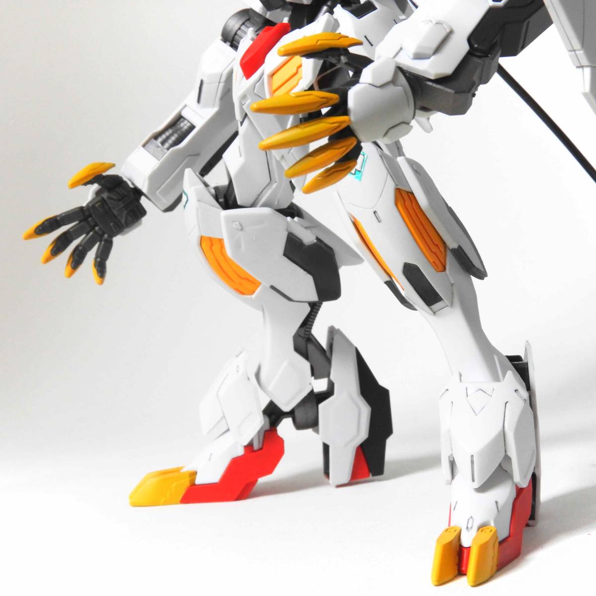 最も優遇の HG バルバトスルプスレクス 両足 ガンプラ ジャンク パーツ