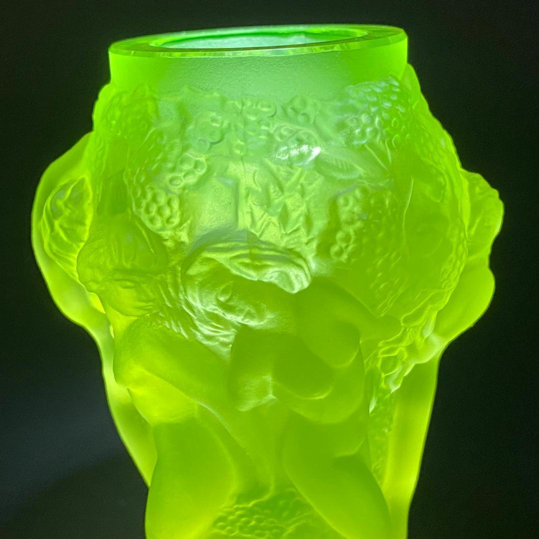 美品】Lalique☆ラリック☆ボヘミアンワセリンガラスヌード花瓶 www