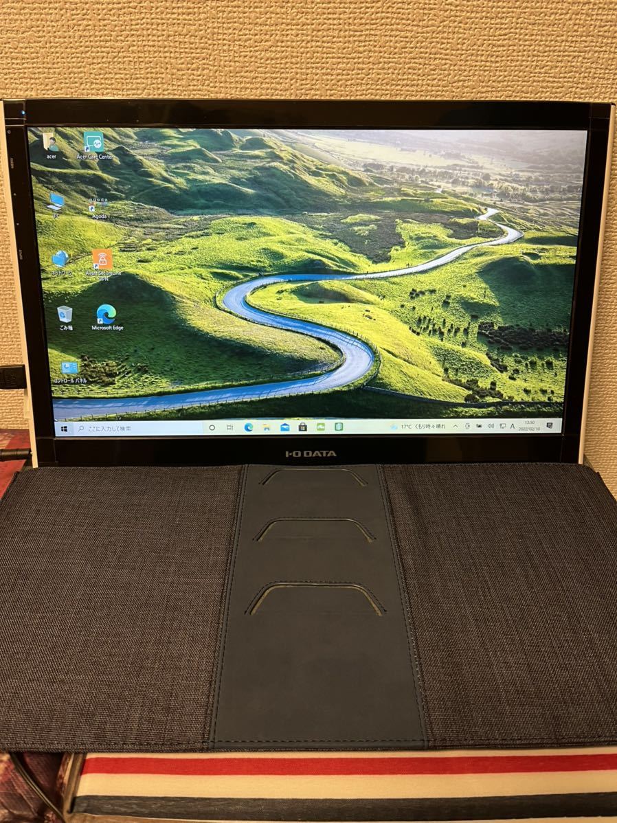 送料込☆美品☆I-O DATA 15.6型のモバイルディスプレイ「LCD-MF161XP