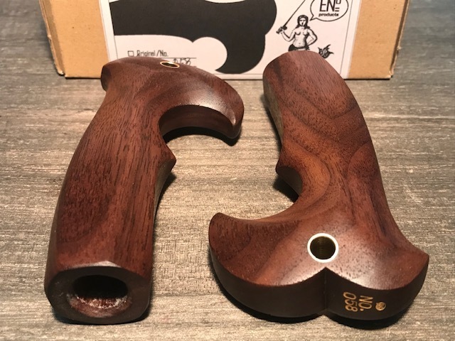 イーナンバープロダクツ フィッシュテールグリップ ナロー イーナンバープロダクツ フィッシュテールグリップ ナロー