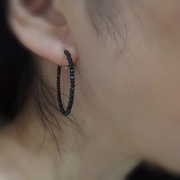 [ free shipping ] black spinel hoop earrings diameter 3 centimeter #770154