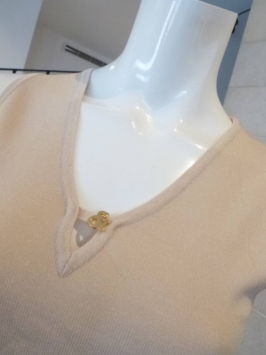  beautiful goods Pinky&Dianne Pinky & Diane * pin large beige × Gold sleeveless sweater 38