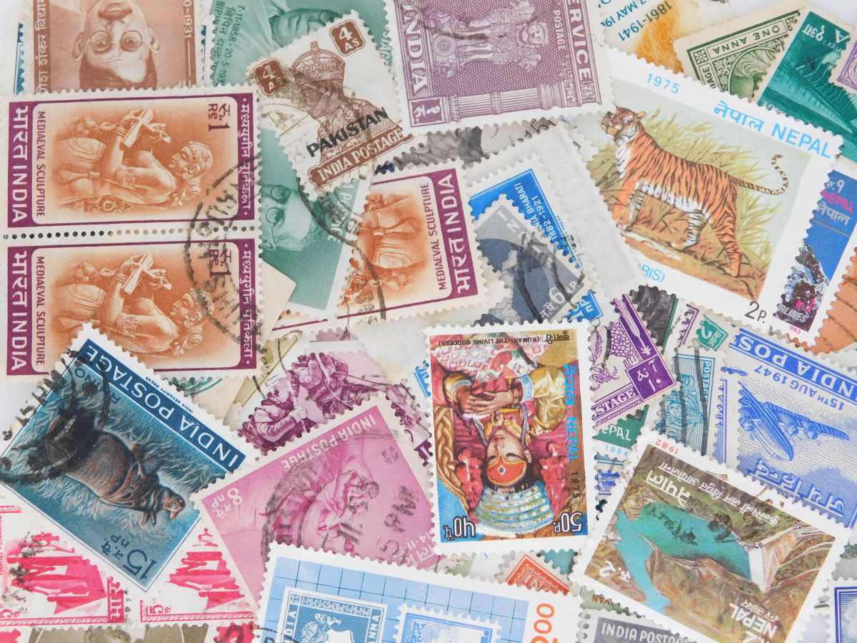 海外切手　インド　３０枚　使用済切手 外国切手 コラージュ 紙もの おすそ分けに_画像3