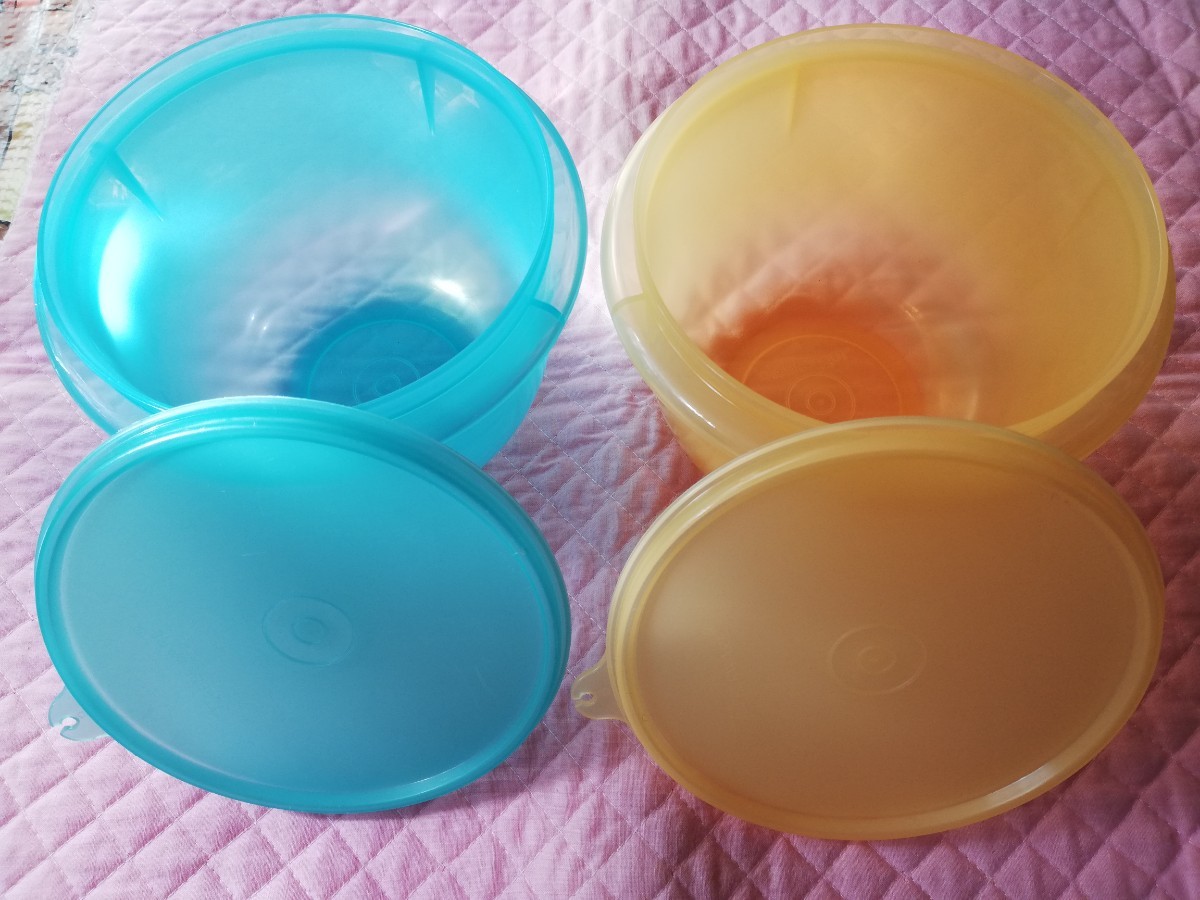 Tupperware]タッパーウェア 保存容器 ボウル形 ラウンド形 同サイズ色