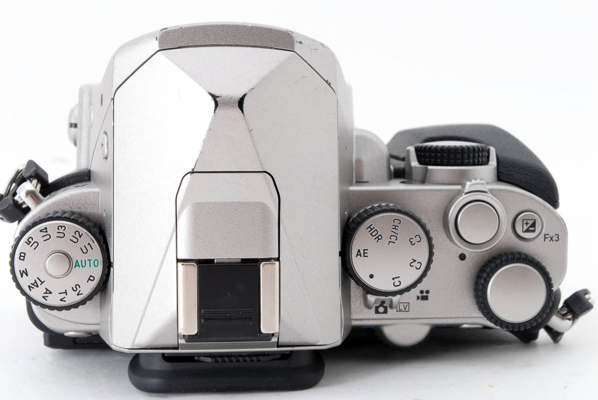 人気直販 ◆希少◆ ペンタックス PENTAX KP ボディ シルバー デジタルカメラ デジタル一眼レフカメラ #2374 人気直販 ◆希少◆ ペンタックス PENTAX KP ボディ シルバー デジタルカメラ デジタル一眼レフカメラ #2374