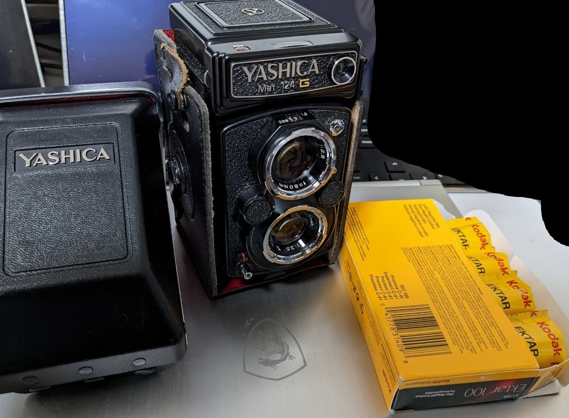 yashica mat-124g カメラ フィルムカメラ www.potentehouston.com
