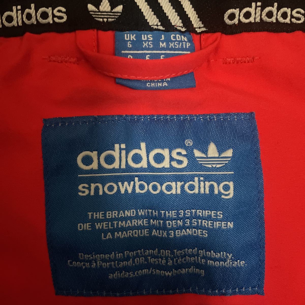 adidas snowboarding 赤