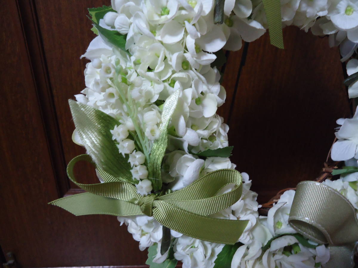 ♪作品整理♪アーティフィシャルフラワー♪造花♪リース♪28cm♪すずらん♪リボン♪ホワイトグリーン♪アトリエフレジエ♪壁掛け♪完成品_画像4