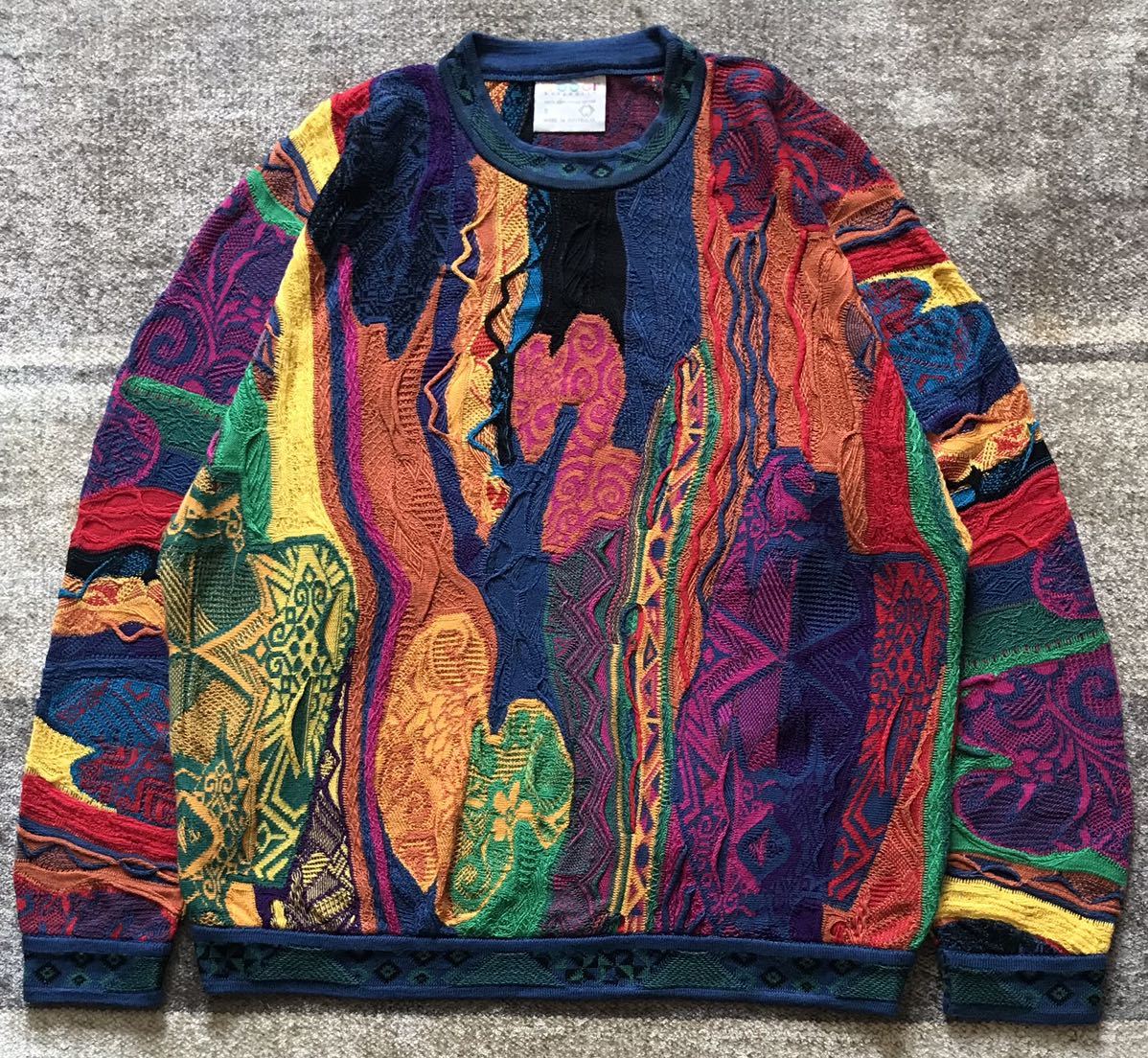 圧巻のカラー配色 芸術 花柄 植物柄 ☆ COOGI AUSTRALIA ☆ クージー