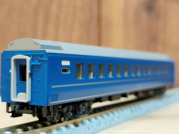 Yahoo!オークション - KATO 5183 オロネ25 銀帯 最新仕様 中古 Yahoo!オークション - KATO 5183 オロネ25 銀帯 最新仕様 中古