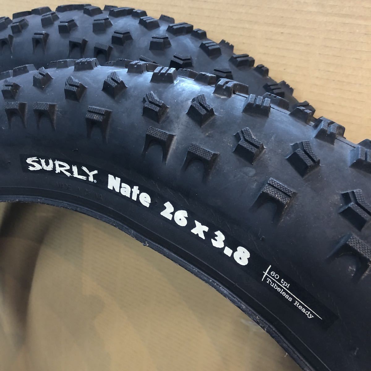 Yahoo!オークション - SURLY Nate ファットバイクタイヤ 26×3.8 Yahoo!オークション - SURLY Nate ファットバイクタイヤ 26×3.8