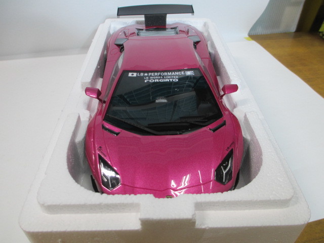新品 1/18 京商 ランボルギーニ アヴェンタドール クーペ LB