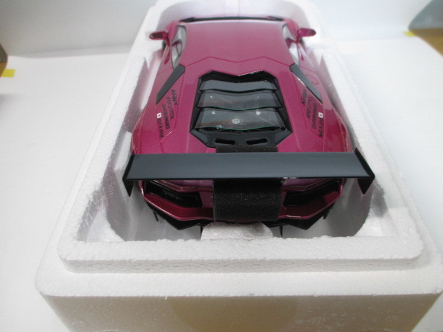 新品 1/18 京商 ランボルギーニ アヴェンタドール クーペ LB