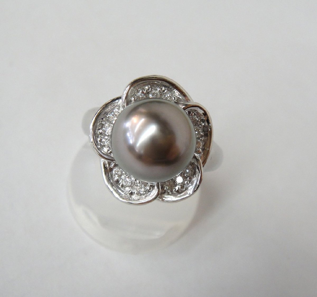 良質 リング ダイヤ0.15ct 珠 ブラックパール PT900 2211T【本物保証