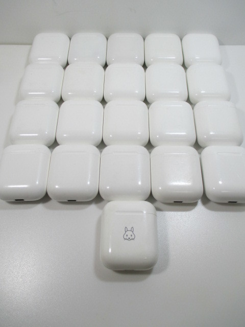 超お買い得！】【超お買い得！】即購入OK Apple Air Pods 第一世代 充電ケース A1602 イヤフォン
