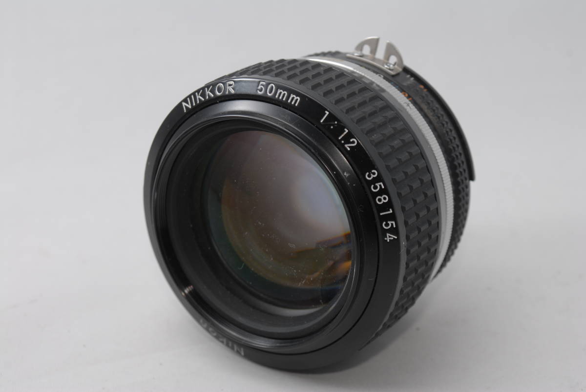 Nikon NIKKOR 50mm F1.2 Ai-s ニコン ニッコール 単焦点_画像1