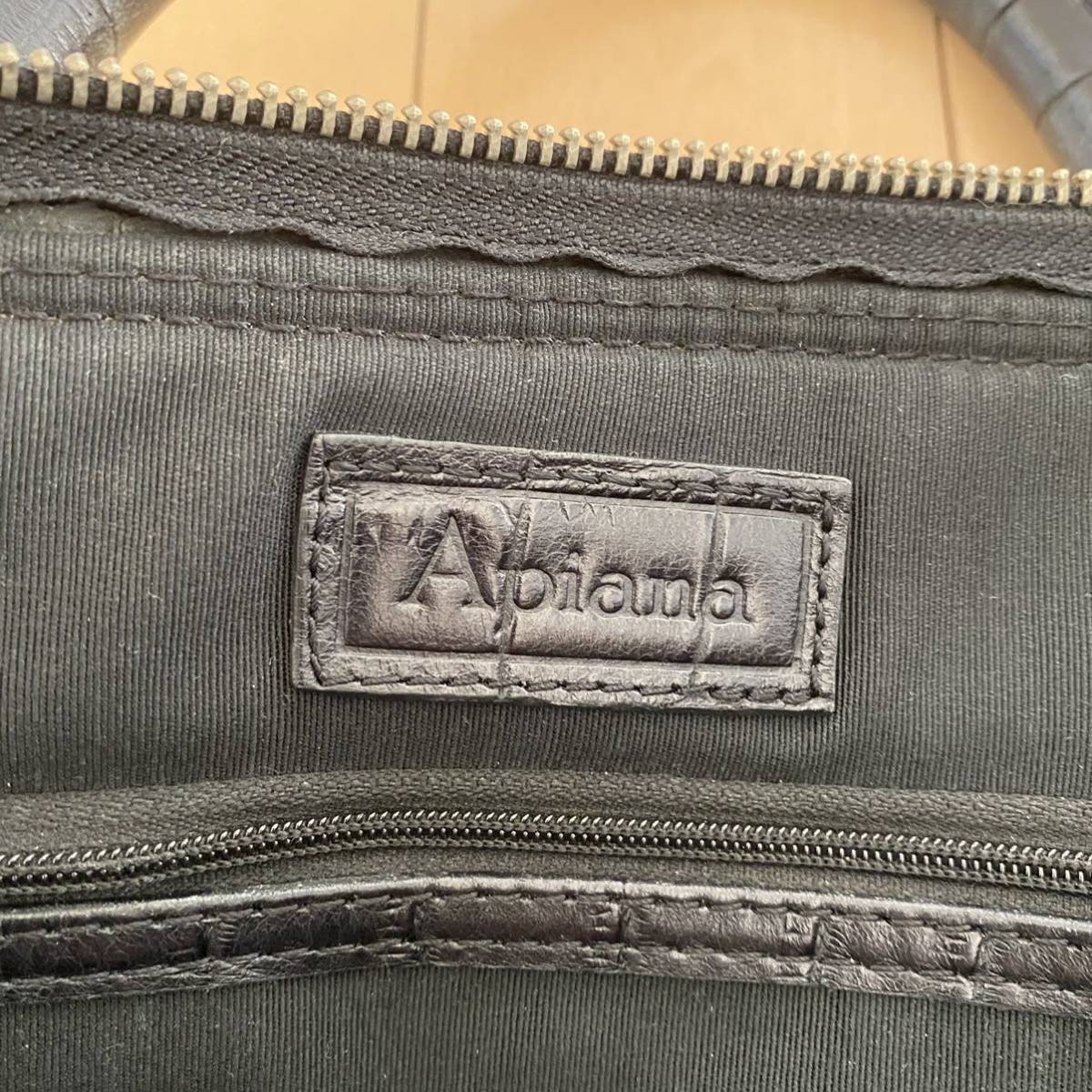 Apiana アピアナ 本革 ビジネスバッグ ブリーフケース ブラック 黒