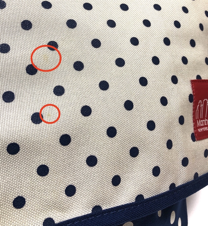  Manhattan Poe te-ji dot pattern messenger bag S white blue polka dot Contrast 222056