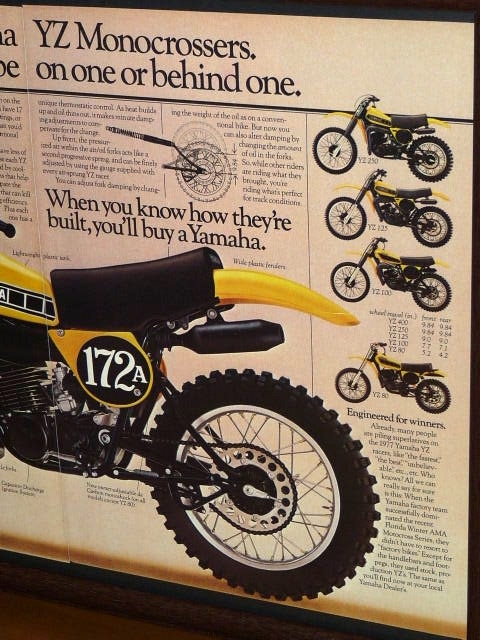 1977年 USA 70s 洋書雑誌広告 額装品 Yamaha YZ400 ヤマハ (A3size) / 検索用 YZ250 YZ125 YZ100 YZ80 ガレージ 店舗 看板 ディスプレイ_画像3
