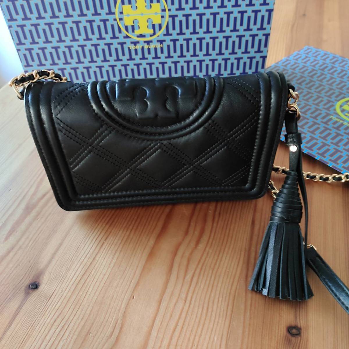 トリーバーチ 長財布 ポシェット Tory Burch タッセル付き