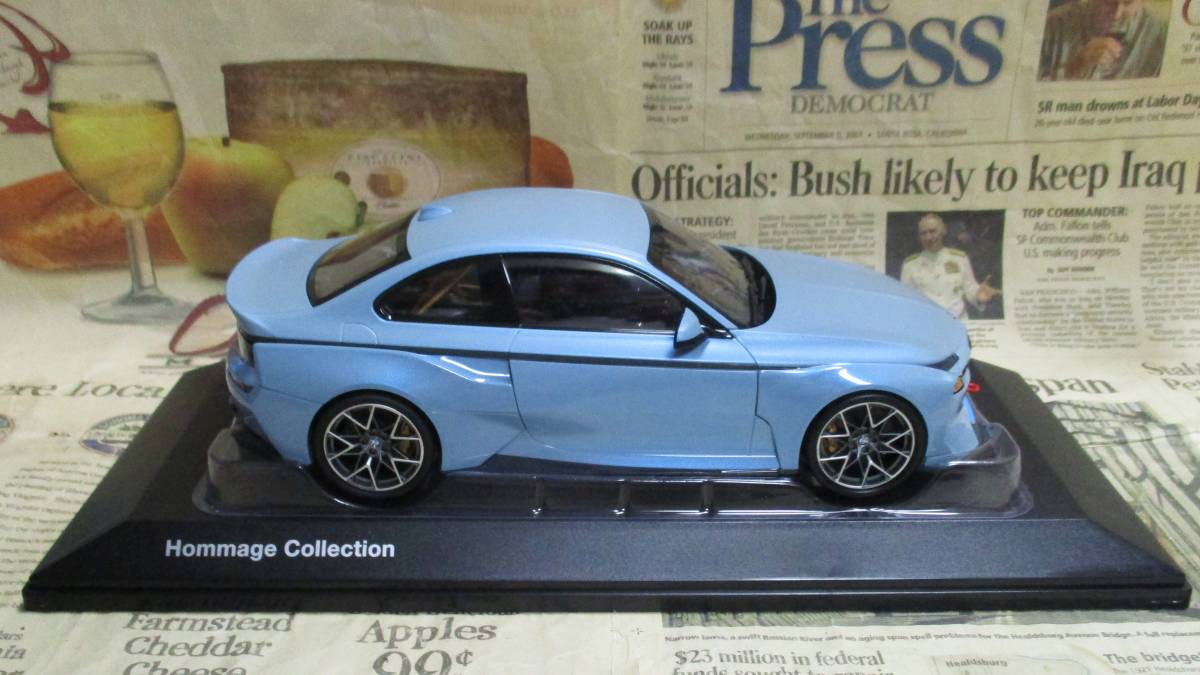 * rare out of print * dealer limitation *Norev*1/18*2002 BMW Hommage ice blue metallic 