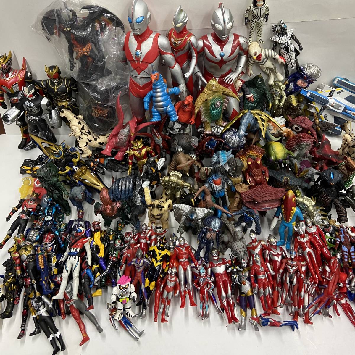 ソフビ 】怪獣 大量 まとめ セット ビックソフビ 特撮 仮面ライダー