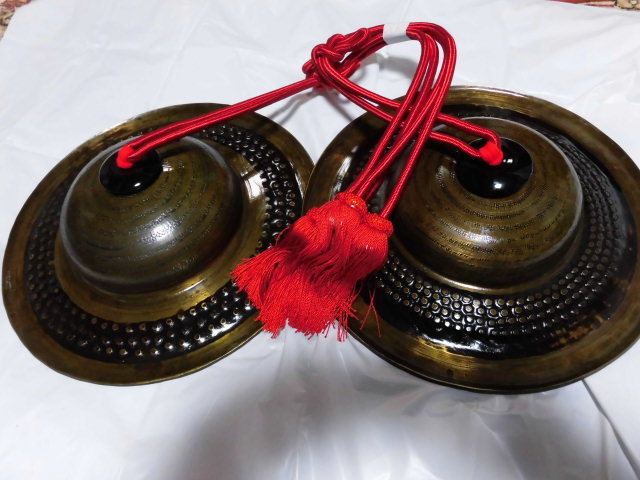 仏具 法具 妙鉢 半双 銅鑼 寺院仏具 直径 約35cm 寺院 銅鑼 仏具 法具 妙鉢 半双 銅鑼 寺院仏具 直径 約35cm 寺院 銅鑼