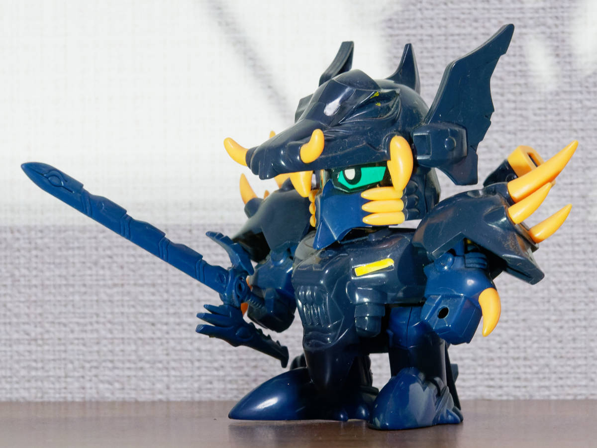 ジャンク・組立済】元祖SDガンダム ドラグナージークガンダム ジャンク・組立済】元祖SDガンダム ドラグナージークガンダム