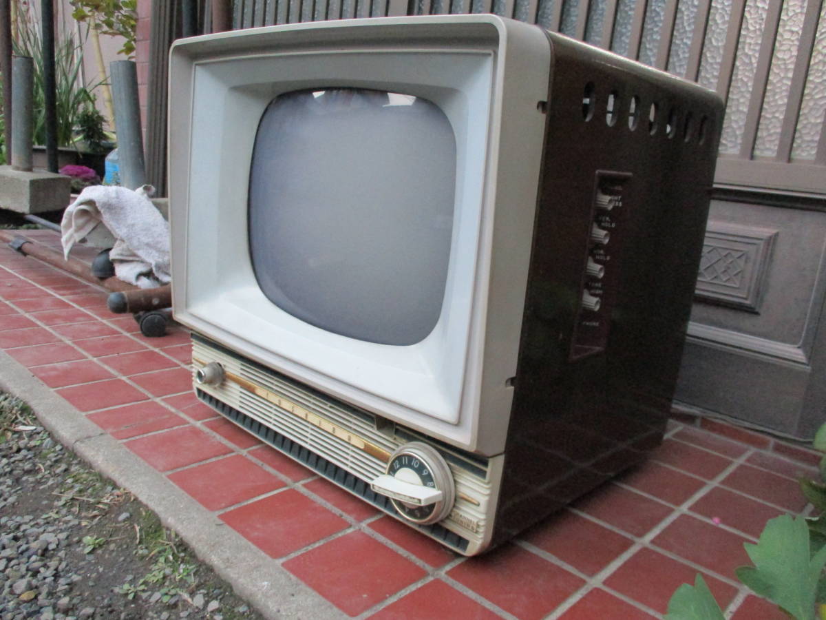 東芝１４吋真空管式白黒テレビ　MODEL 14ES_画像10