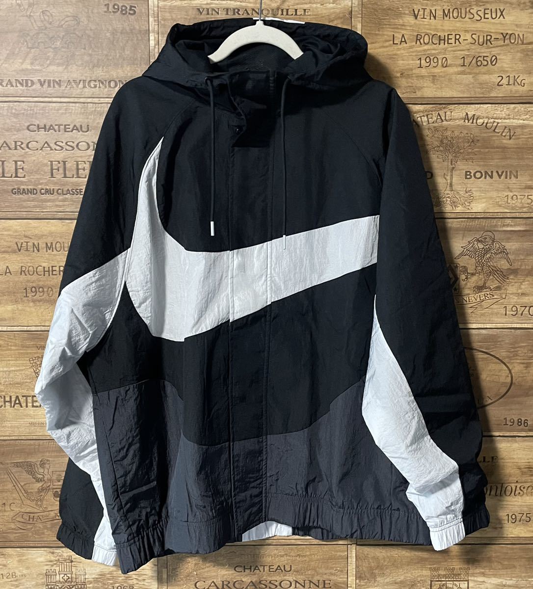 Lサイズ】NIKE AS M NSW SWOOSH WOVEN LINED JKT/パーカー Lサイズ】NIKE AS M NSW SWOOSH WOVEN LINED JKT/パーカー