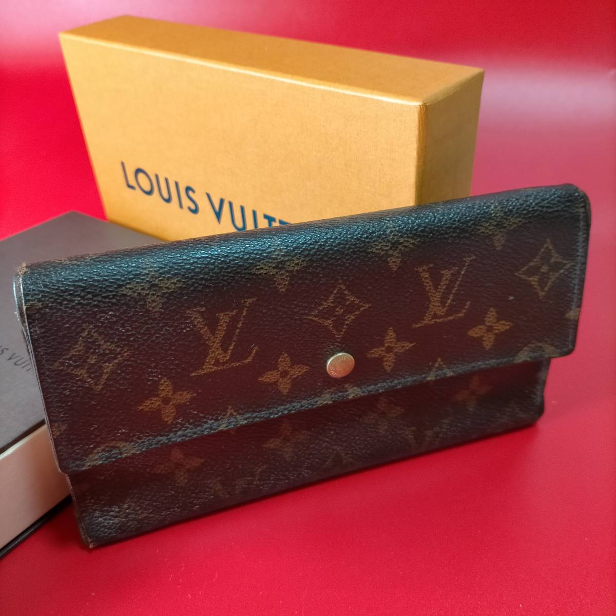 LOUISVUITTON ルイヴィトン 長財布 ポルトトレゾール
