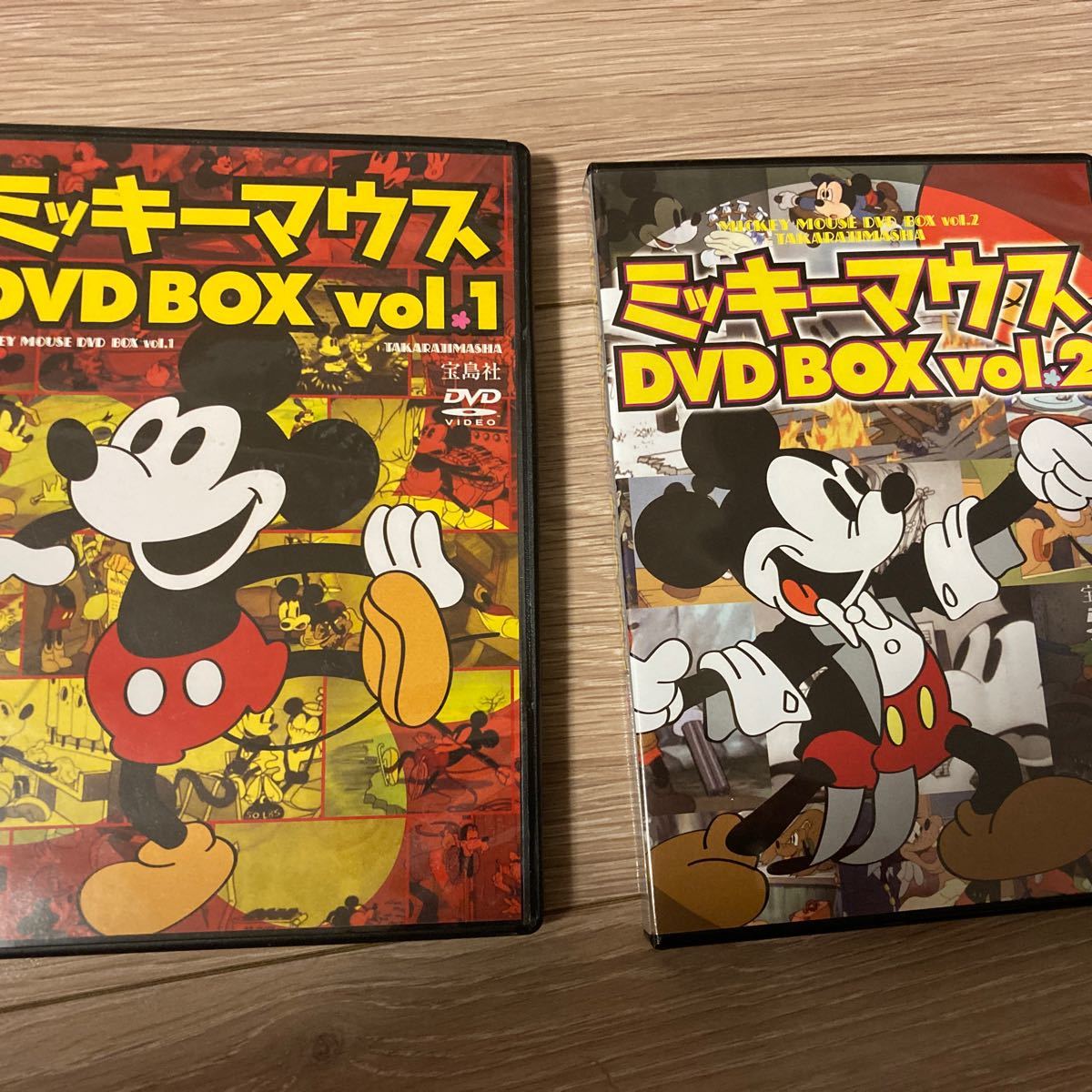 ミッキーマウスとドナルドダックのDVDセット