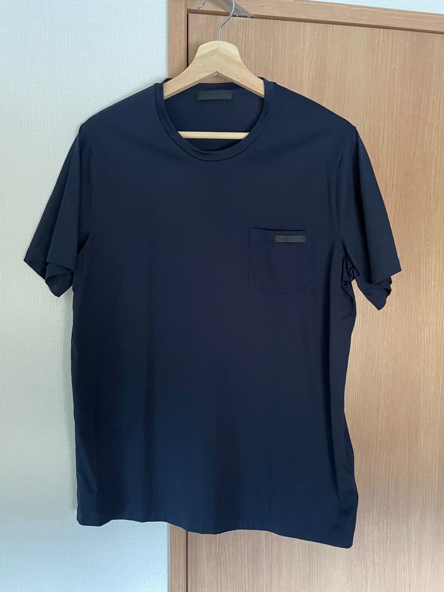 幸せなふたりに贈る結婚祝い プラダ PRADA Tシャツ シャツ ポケットT 新着商品は PRADA プラダ 半袖カットソー 美品 Tシャツ/カットソー(半袖/袖なし)