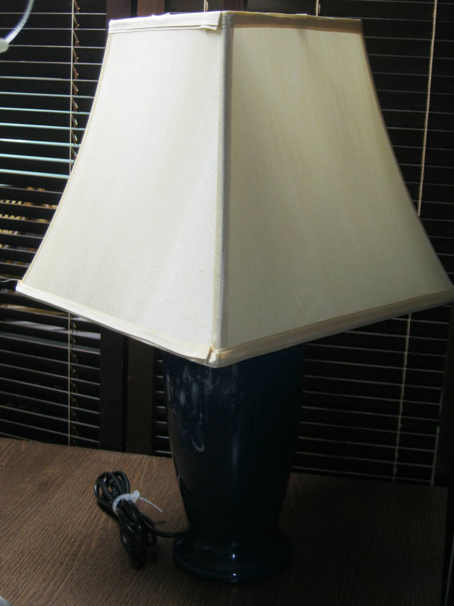 ＜昭和レトロ白熱灯照明器具アンティーク角形シェードUSED極上品＞_割ときれいなシェード