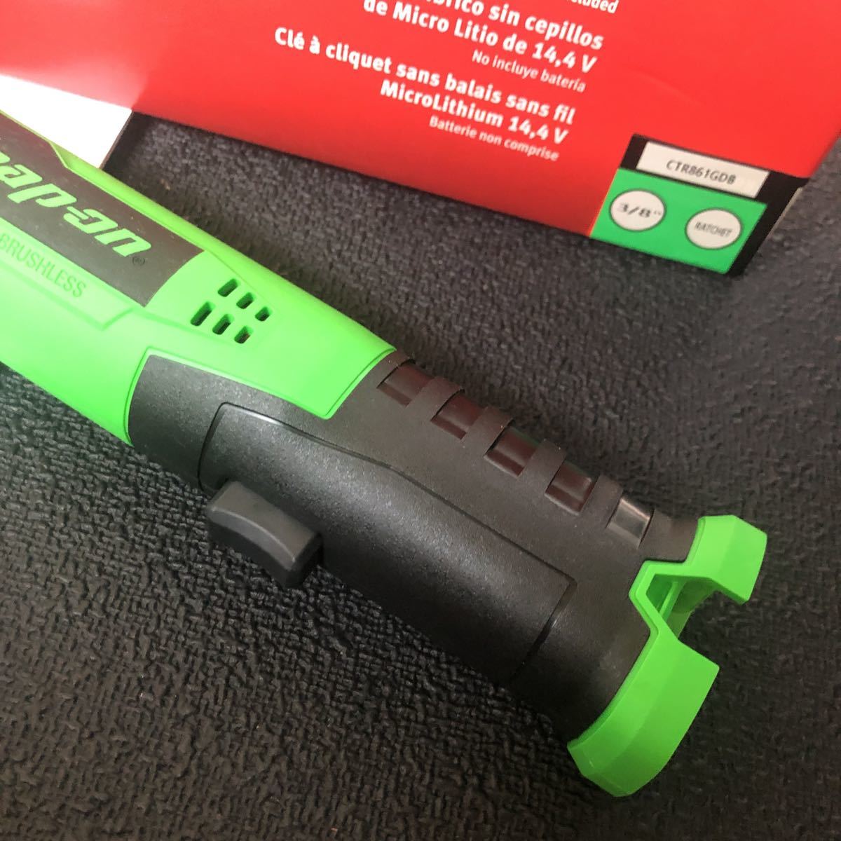 新品 新型 スナップオン 3/8 充電式 電動ラチェット CTR861 グリーン