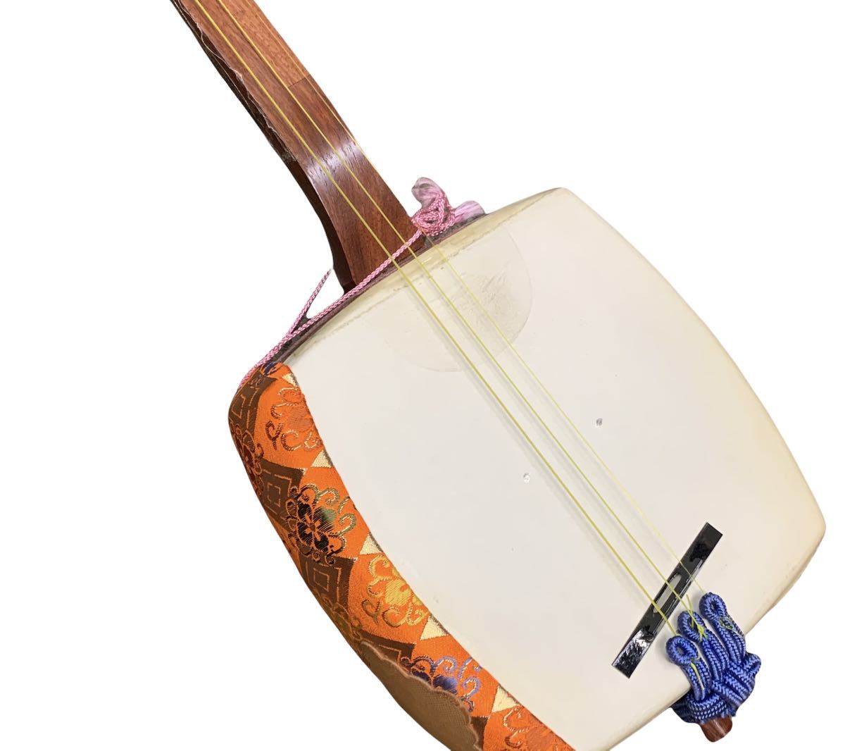 即納!最大半額!】 銀河印 三味線 ケース付き 和楽器 楽器/器材 超激安特価 三味線 ケース付き 和楽器