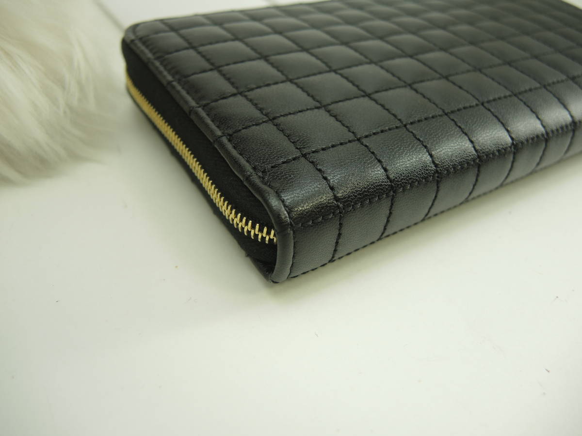 セリーヌ ロングウォレット キルテッド レザー黒 ラウンドジップ長財布
