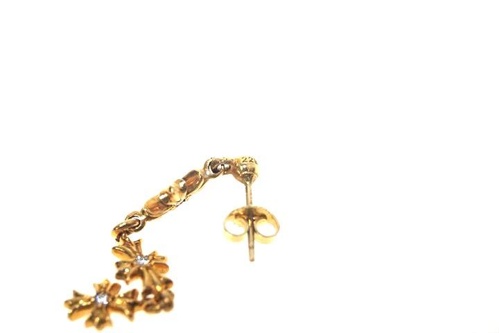 CHROME HEARTS / クロムハーツ 片耳用 CHクロス 3連ドロップ CHROME HEARTS / クロムハーツ 片耳用 CHクロス 3連ドロップ