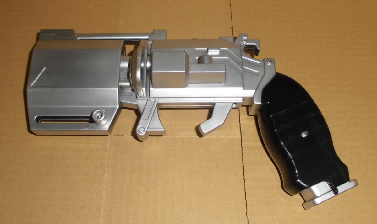 名探偵コナン 怪盗キッド トランプ銃型ペンライト 傷有 アクセサリー 小物 売買されたオークション情報 Yahooの商品情報をアーカイブ公開 オークファン Aucfan Com