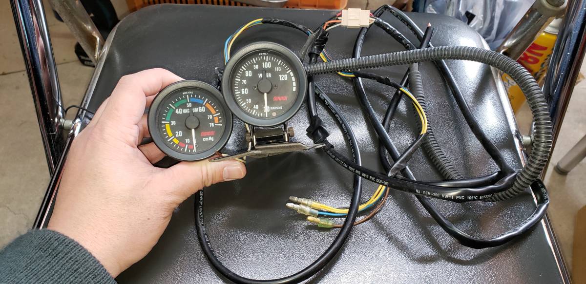 毎回完売 大森メーター機械式バキューム 電気式水温計 現状品旧車 毎回完売 大森メーター機械式バキューム 電気式水温計 現状品旧車