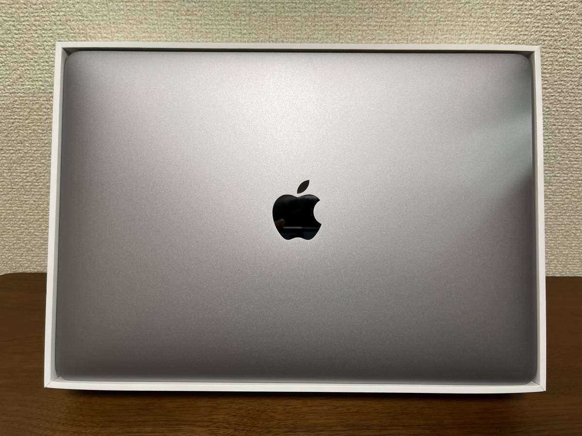 MacBook Air 13インチ スペースグレイ Core5 256GB-