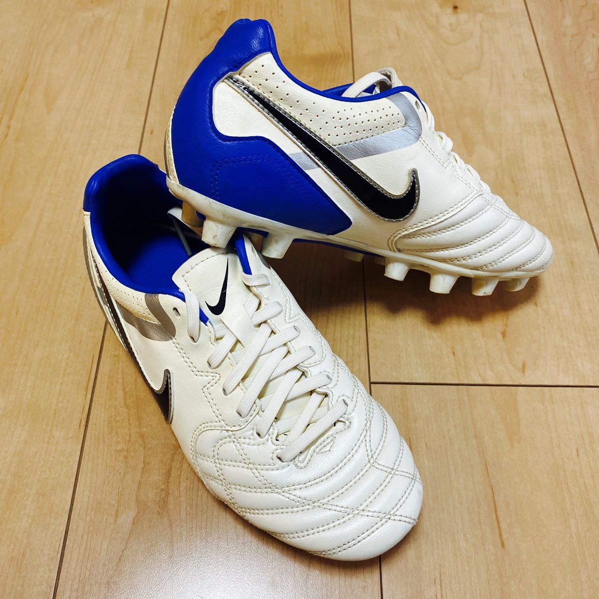 美品 NIKE ナイキ ティエンポ リゲラ3 III ワイド LIGERA3 美品 NIKE ナイキ ティエンポ リゲラ3 III ワイド LIGERA3