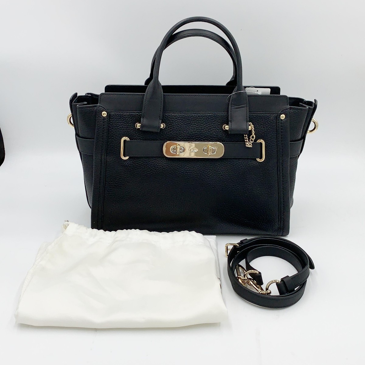美品 COACH コーチ 2way スワッガー ペブルレザー ショルダーバッグ